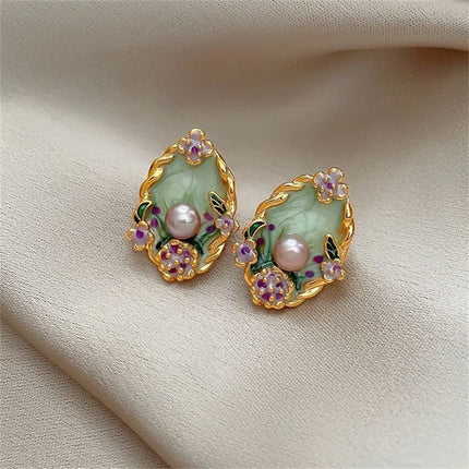 Unique and elegant Monet Garden-inspired retro oil painting style stud earrings.
