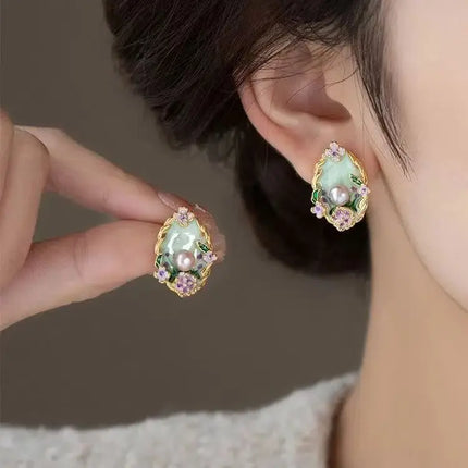 Unique and elegant Monet Garden-inspired retro oil painting style stud earrings.