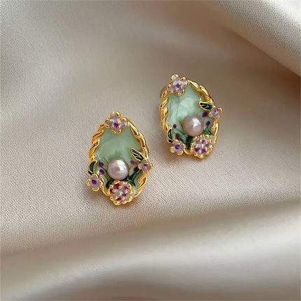 Unique and elegant Monet Garden-inspired retro oil painting style stud earrings.