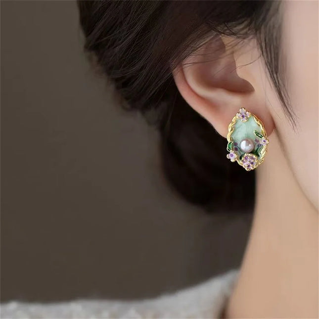 Unique and elegant Monet Garden-inspired retro oil painting style stud earrings.